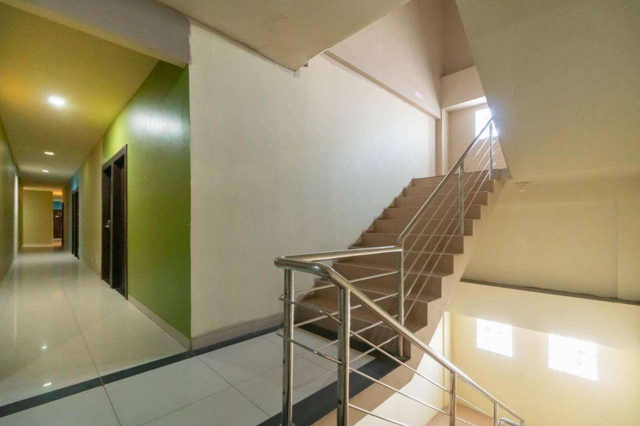 Urbanview Hotel Best Skip Palembang Esterno foto
