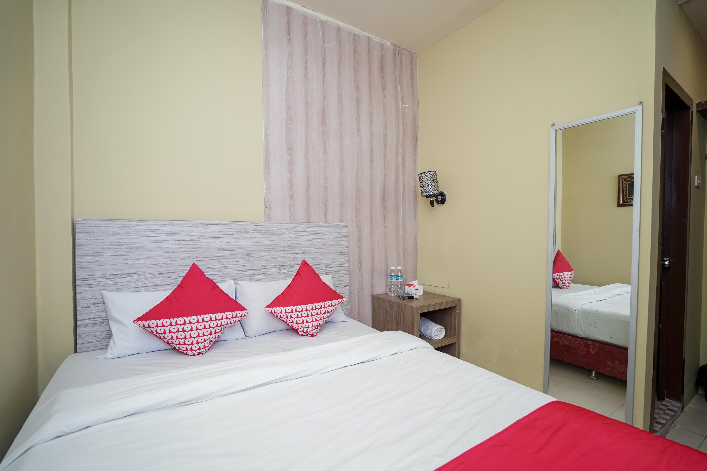 Urbanview Hotel Best Skip Palembang Esterno foto