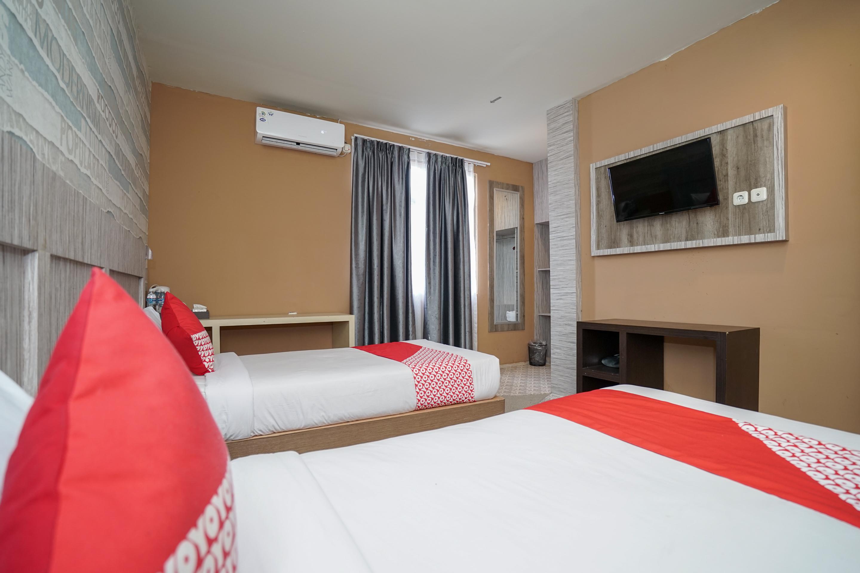 Urbanview Hotel Best Skip Palembang Esterno foto