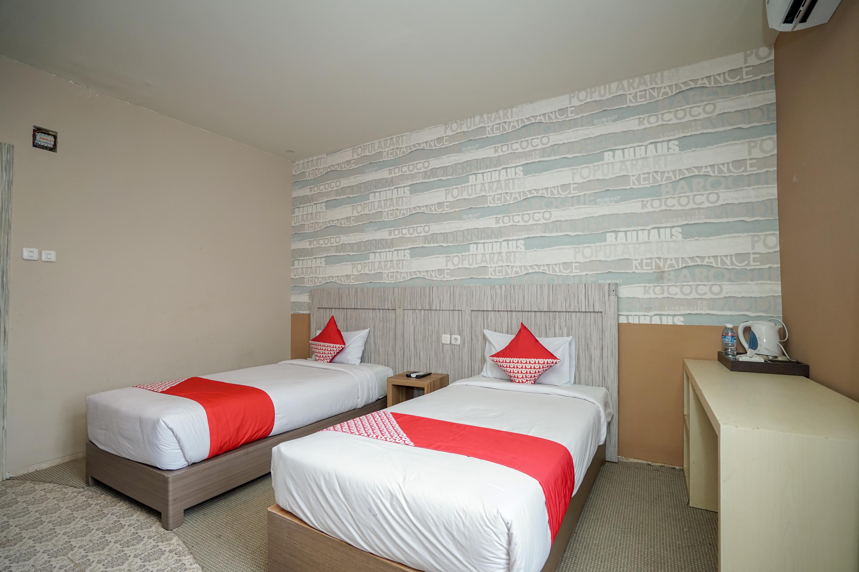 Urbanview Hotel Best Skip Palembang Esterno foto