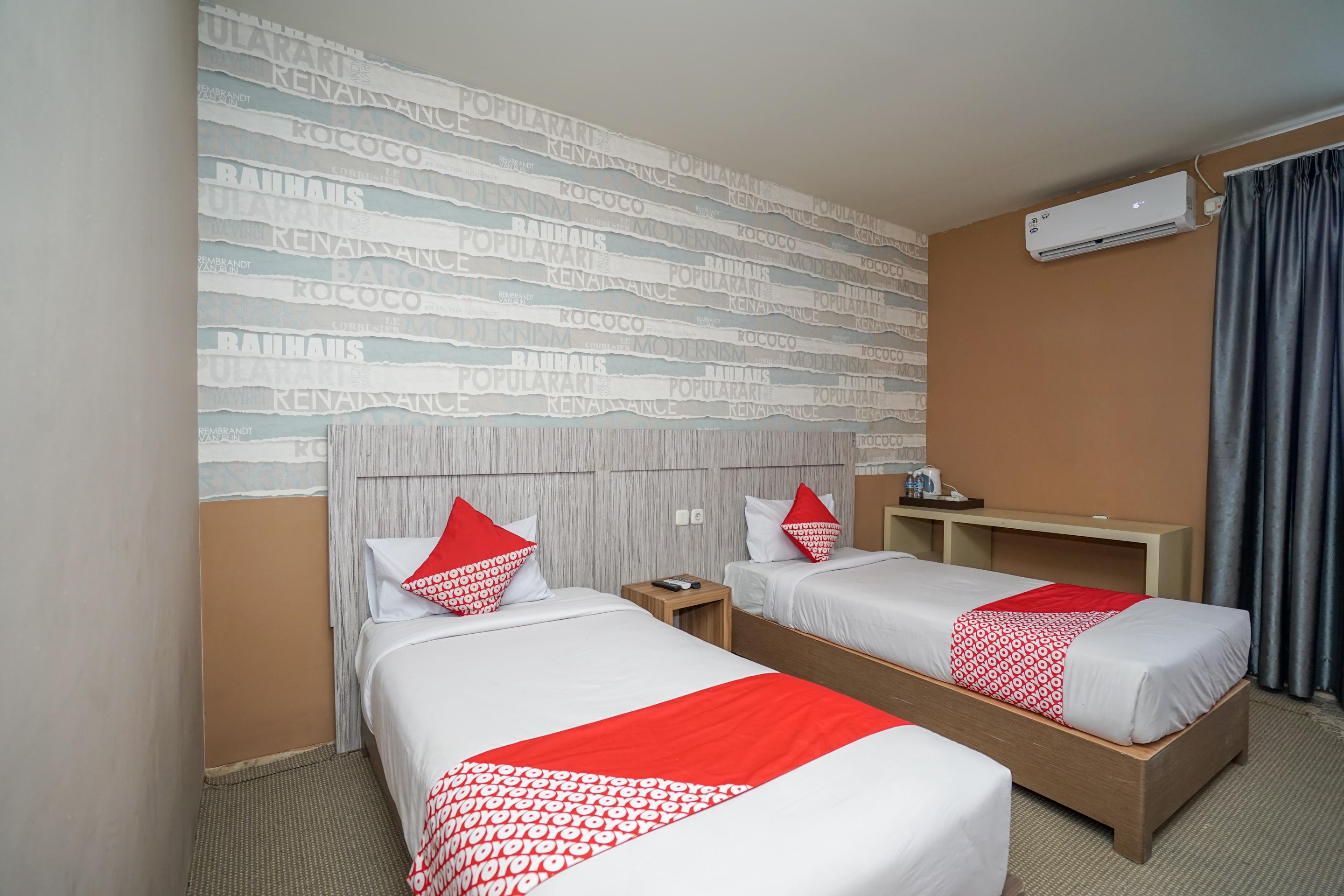 Urbanview Hotel Best Skip Palembang Esterno foto